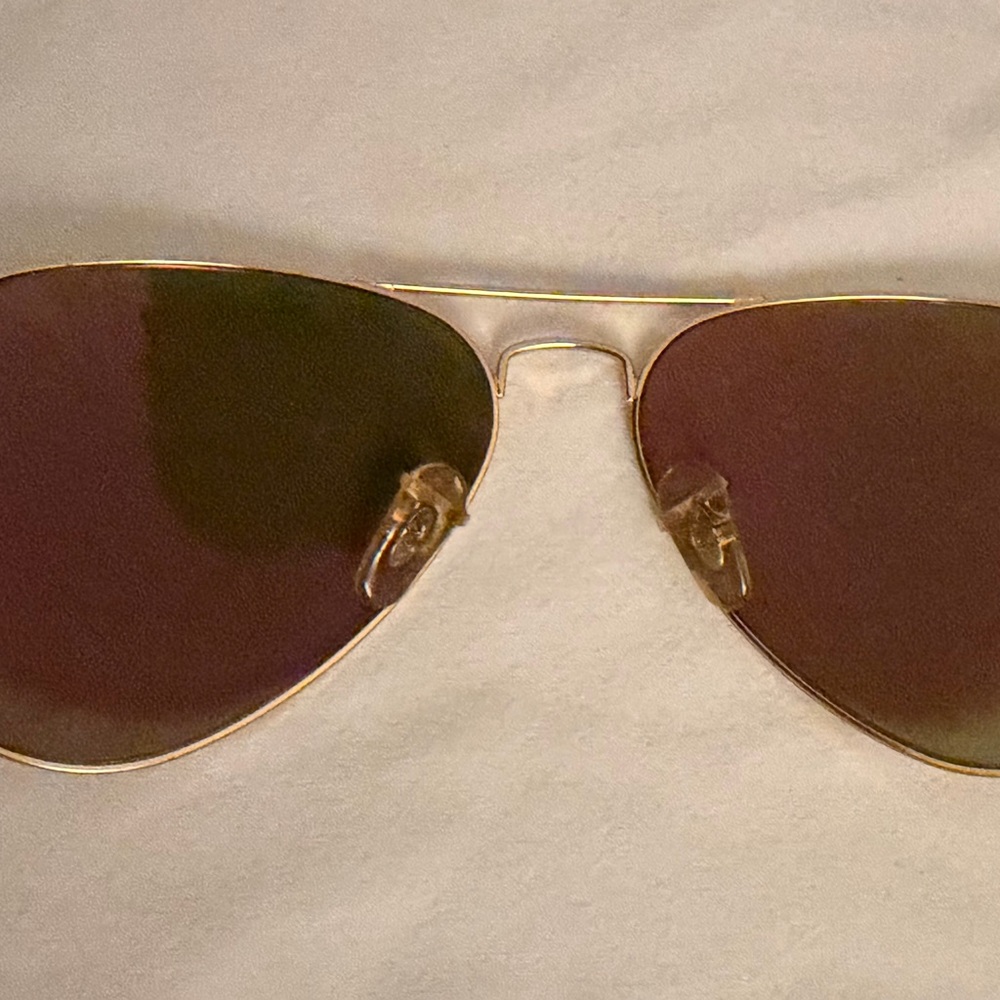 Ray-Ban Gold Frame with Pink Lenses Sunglasses - Picture 4 of 4